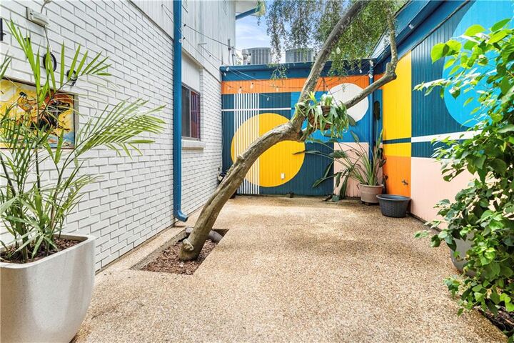 Property Photo: 4109 Cleveland Place LA 70003