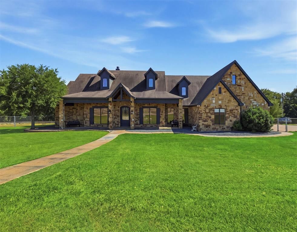 Property Photo:  6808 Nine Mile Bridge  TX 76135 