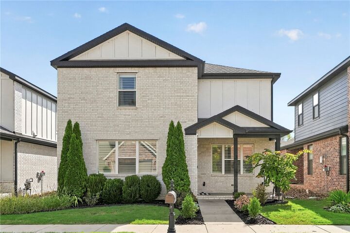 Property Photo:  5205 S Brookhaven Street  AR 72758 