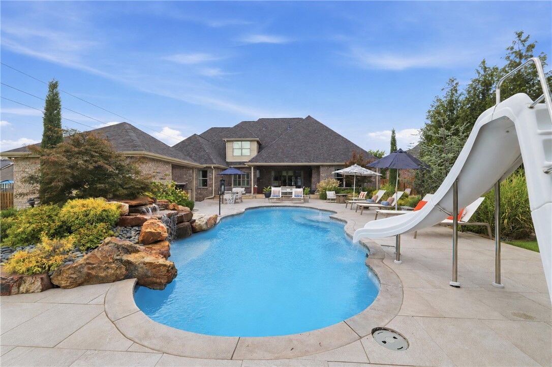 Property Photo: 325 Angel Falls Lane AR 72762