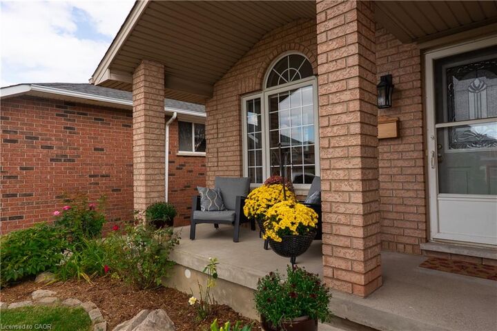 Property Photo: 54 Republic Avenue ON L9B 2G7