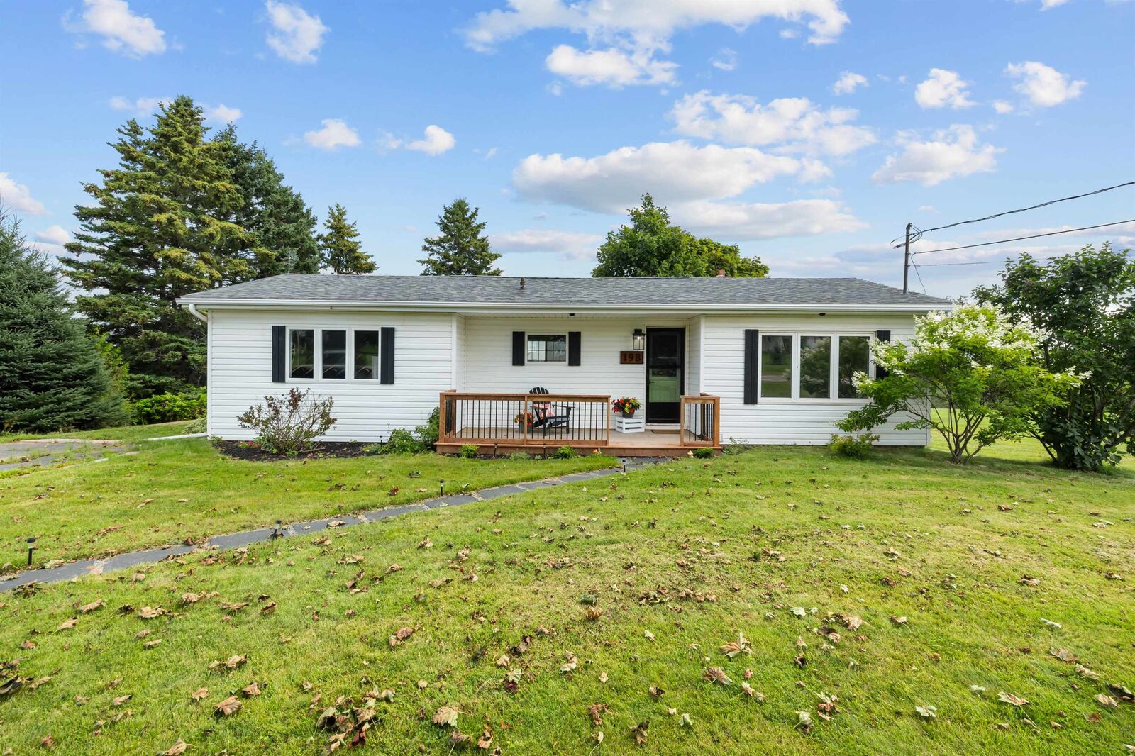 Property Photo:  198 Lower Malpeque Road  PE C1E 1S5 