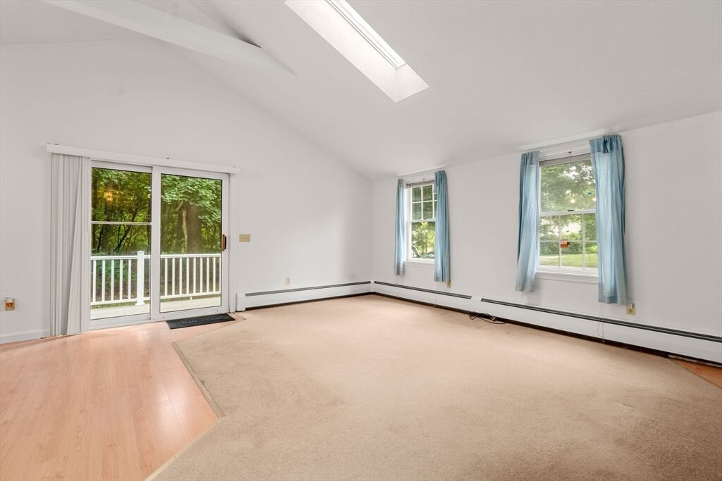 Property Photo:  12 Winifred Ave  MA 01602 