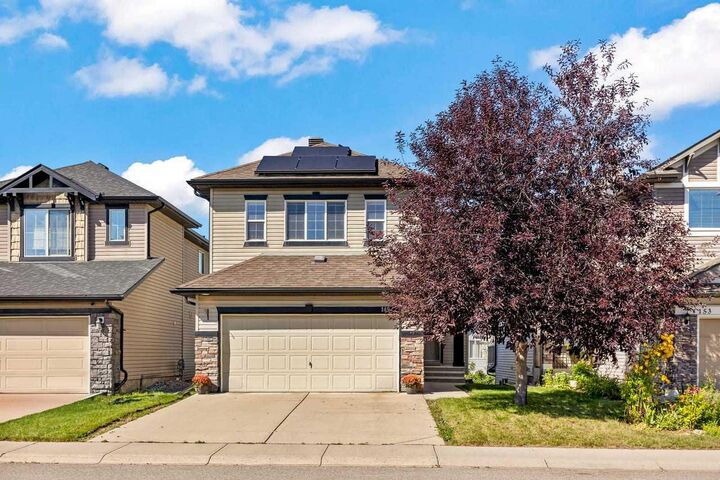 149 Everwoods Close SW — photo 1