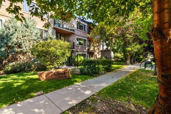Property Photo:  716 3 Avenue NW 302  AB T2N 0J1 