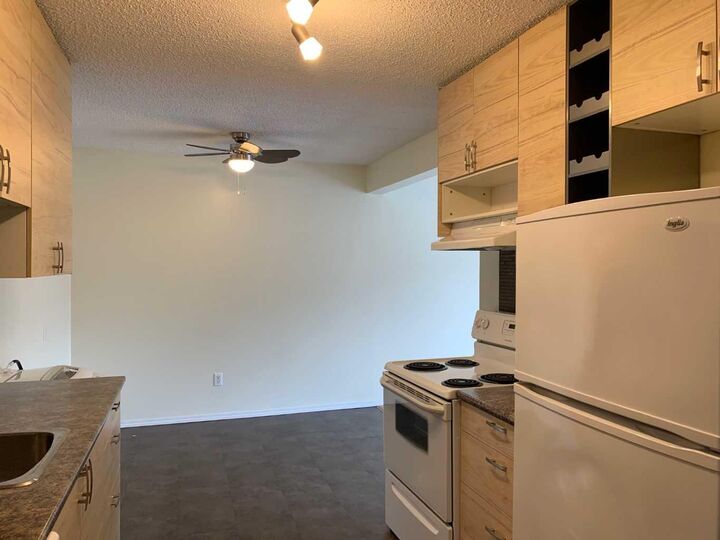 Property Photo: 7801 98 Street 417 AB T8S 1C7