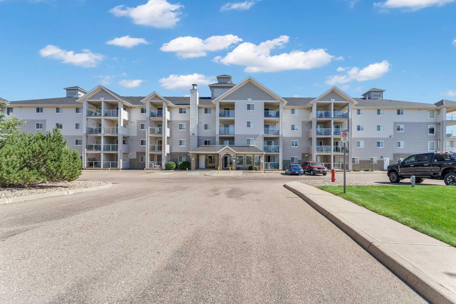 Property Photo: 1632 Saamis Drive NW 406 AB T1C 4X3