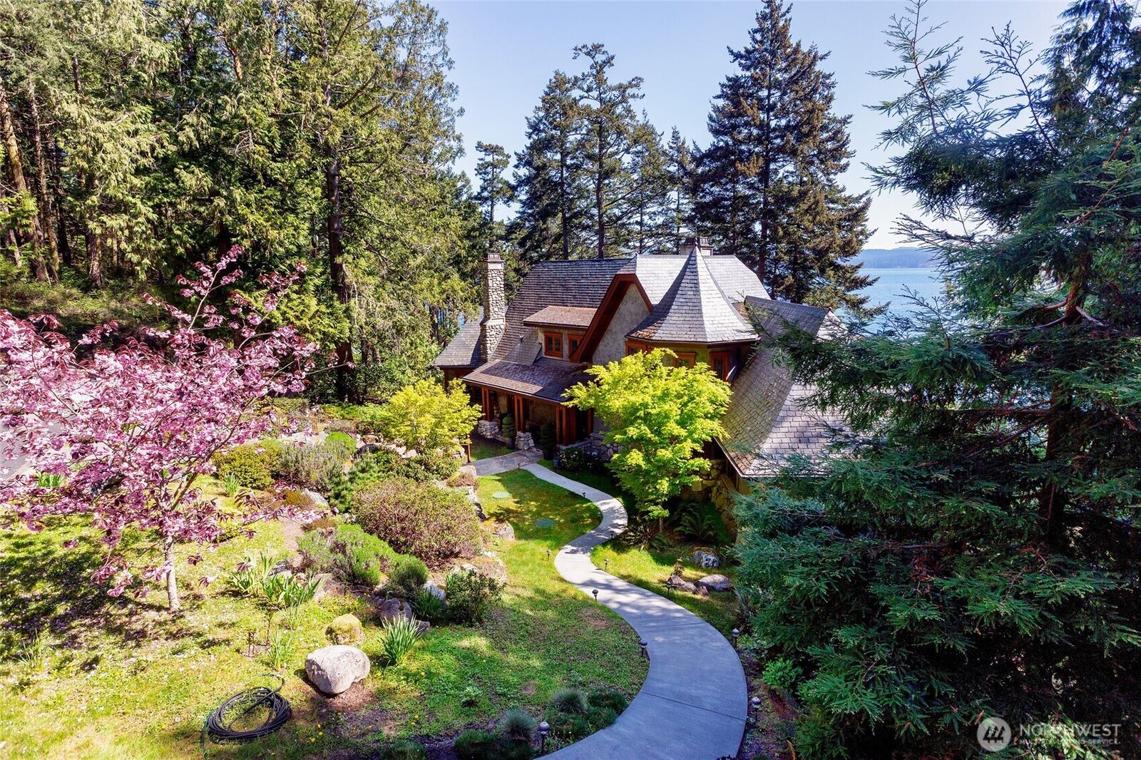 Property Photo:  702  San Juan Drive  WA 98250 