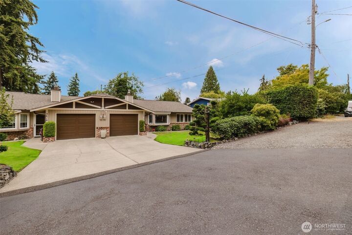 Property Photo:  3614 3616  Crestview Drive W  WA 98466 