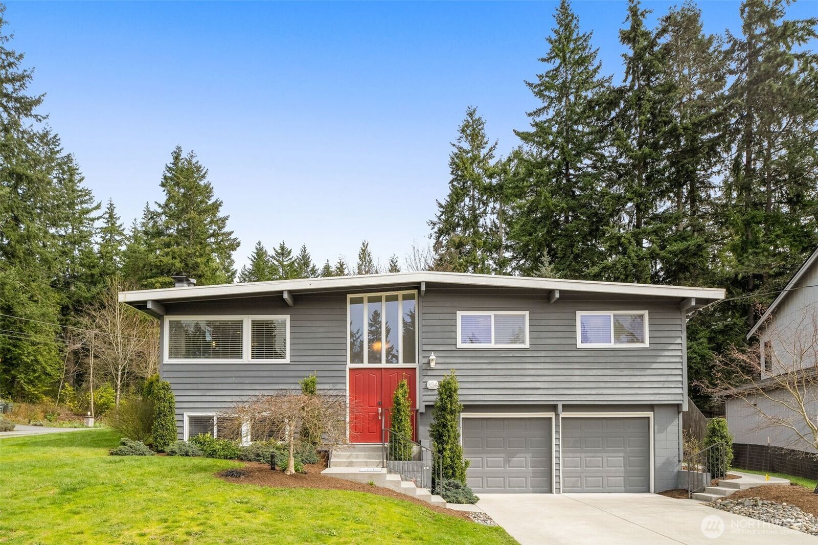 Property Photo: 334 157th Avenue NE WA 98008