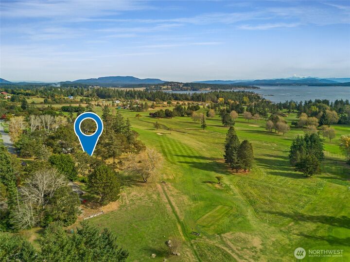 Property Photo:  74  Garry Oak Lane  WA 98250 