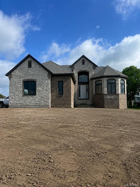 Property Photo: 6853 John R Road MI 48085