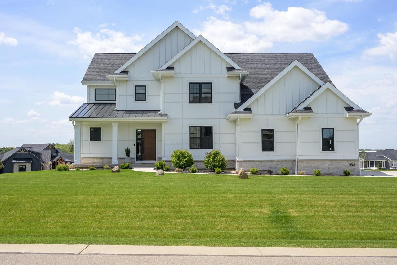 Property Photo: 6629 Morning Dew Lane WI 53590