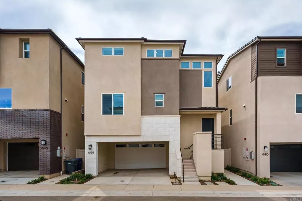 Property Photo:  444 Bunsen Street  CA 92078 