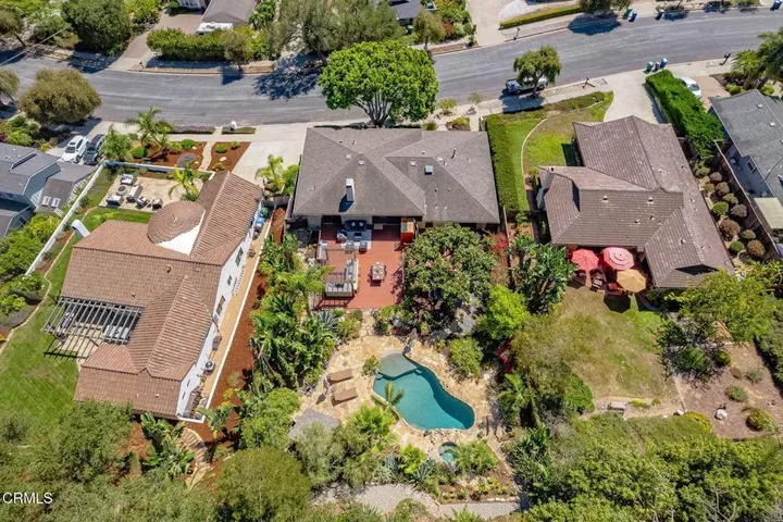 Property Photo:  1428 Manitou Road  CA 93105 