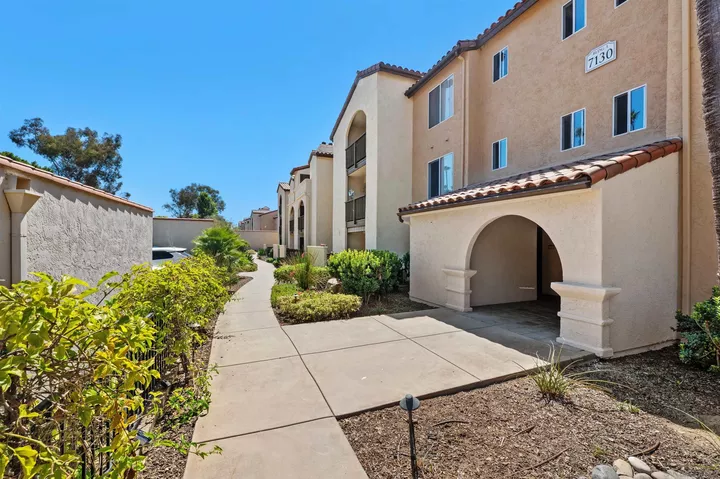 Property Photo:  7130 Shoreline Dr 1208  CA 92122 