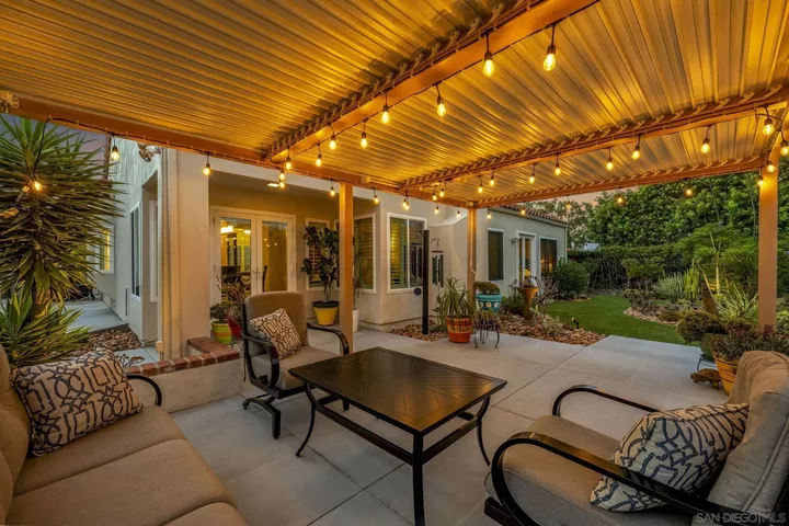 Property Photo: 15847 Avenida Lamego CA 92128