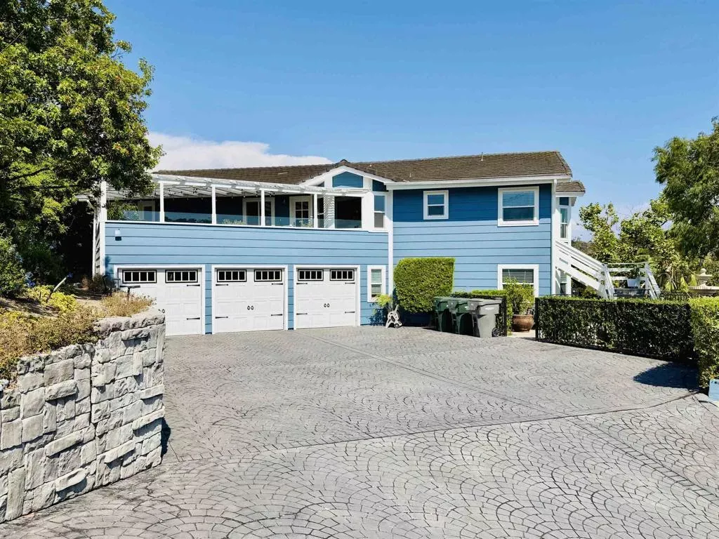 Property Photo: 1413 Trabert Ranch Road CA 92024