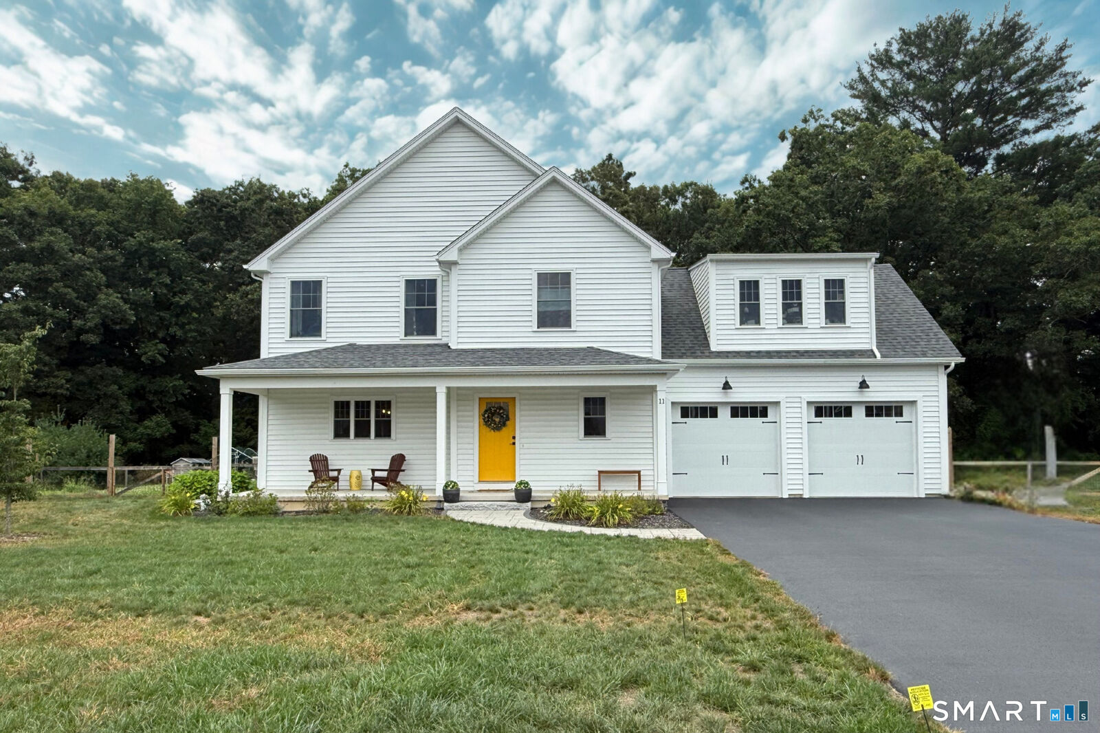 Property Photo:  11 Harness Way  CT 06035 