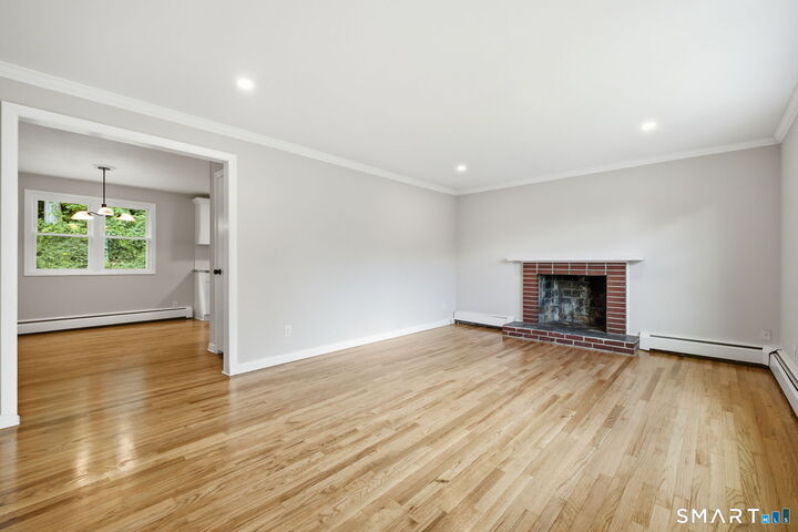 Property Photo:  197 Glendale Drive  CT 06010 