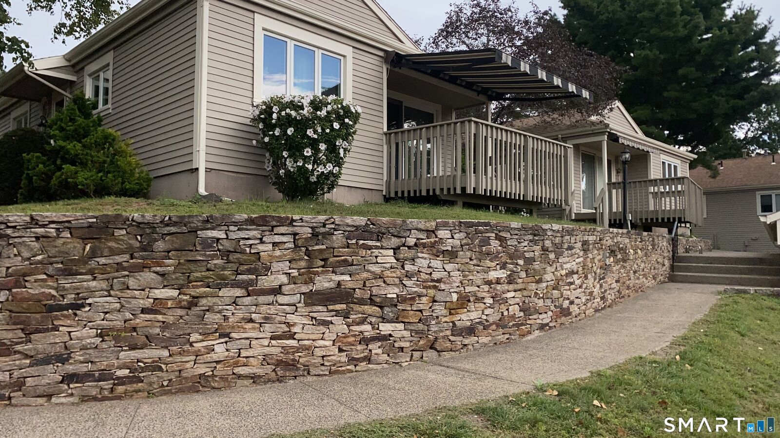 Property Photo:  331 Songbird Lane 331  CT 06489 