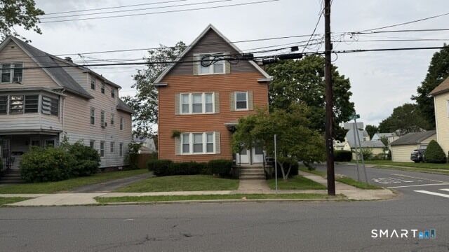 Property Photo:  193 Helen Street  CT 06514 