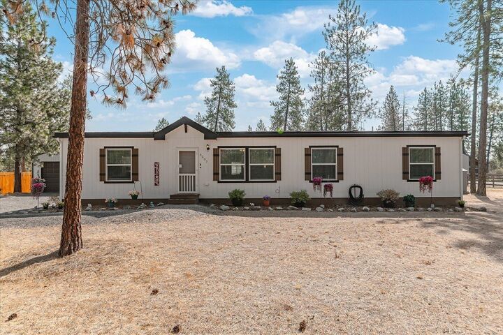 Property Photo: 6297 Sundown Rd WA 99026