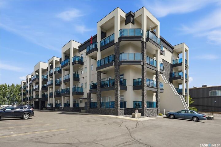 423 Nelson Road 101 — photo 1