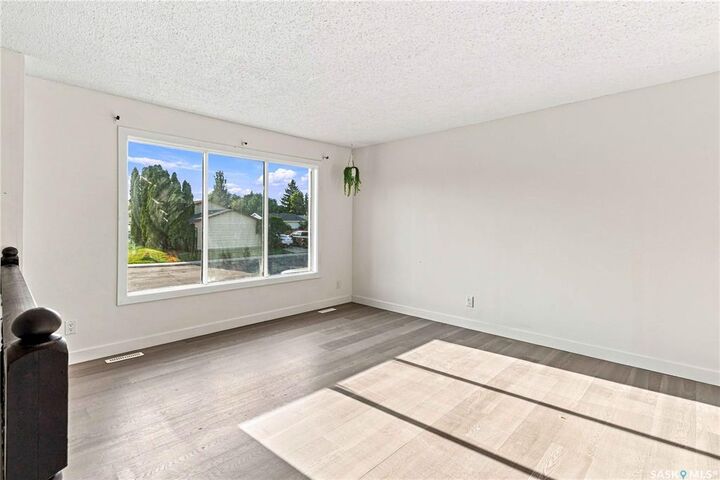 Property Photo: 1530 Latrace Road SK S7L 6M2