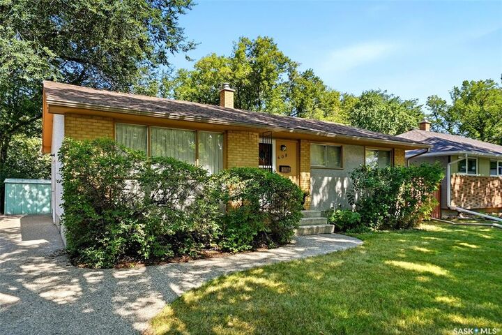 Property Photo:  408 Shannon Road  SK S4S 5J3 