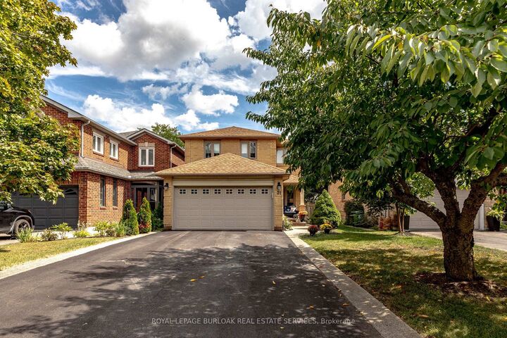 Property Photo: 31 Grindstone Way ON L9H 7B7