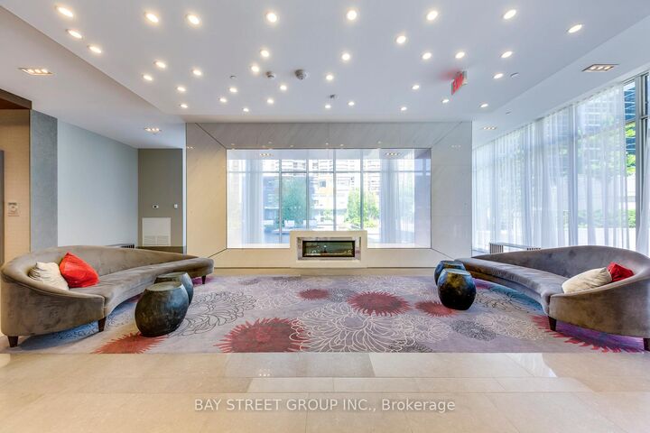 Property Photo:  88 Sheppard Avenue E 2006  ON M2N 0G9 