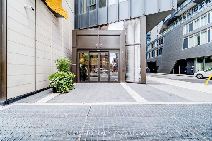 Property Photo:  60 Shuter Street 2010  ON M5B 0B7 