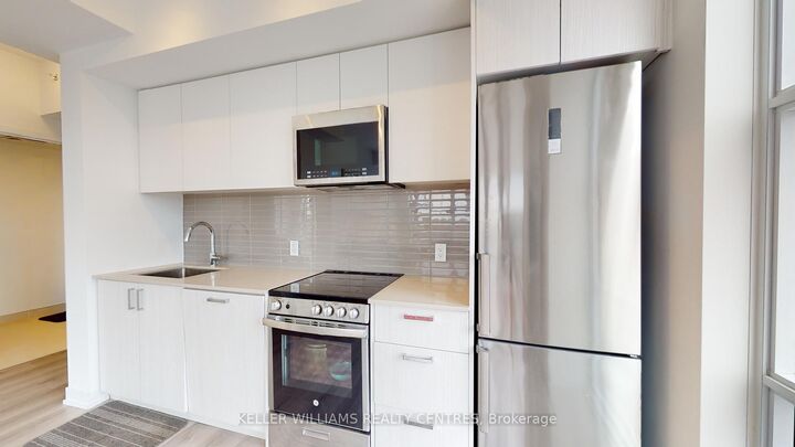 Property Photo:  1787 St. Clair Avenue W 309  ON M6N 0B7 