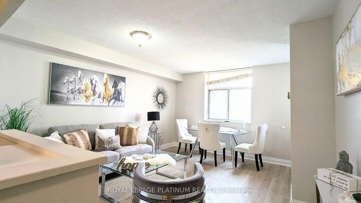 3559 Eglinton Avenue W 704 — photo 1