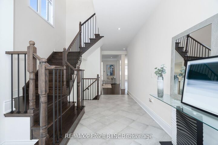 Property Photo: 89 Forest Edge Crescent ON L9N 0S6