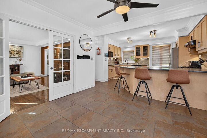 Property Photo:  151 Hixon Road  ON L8K 2C3 