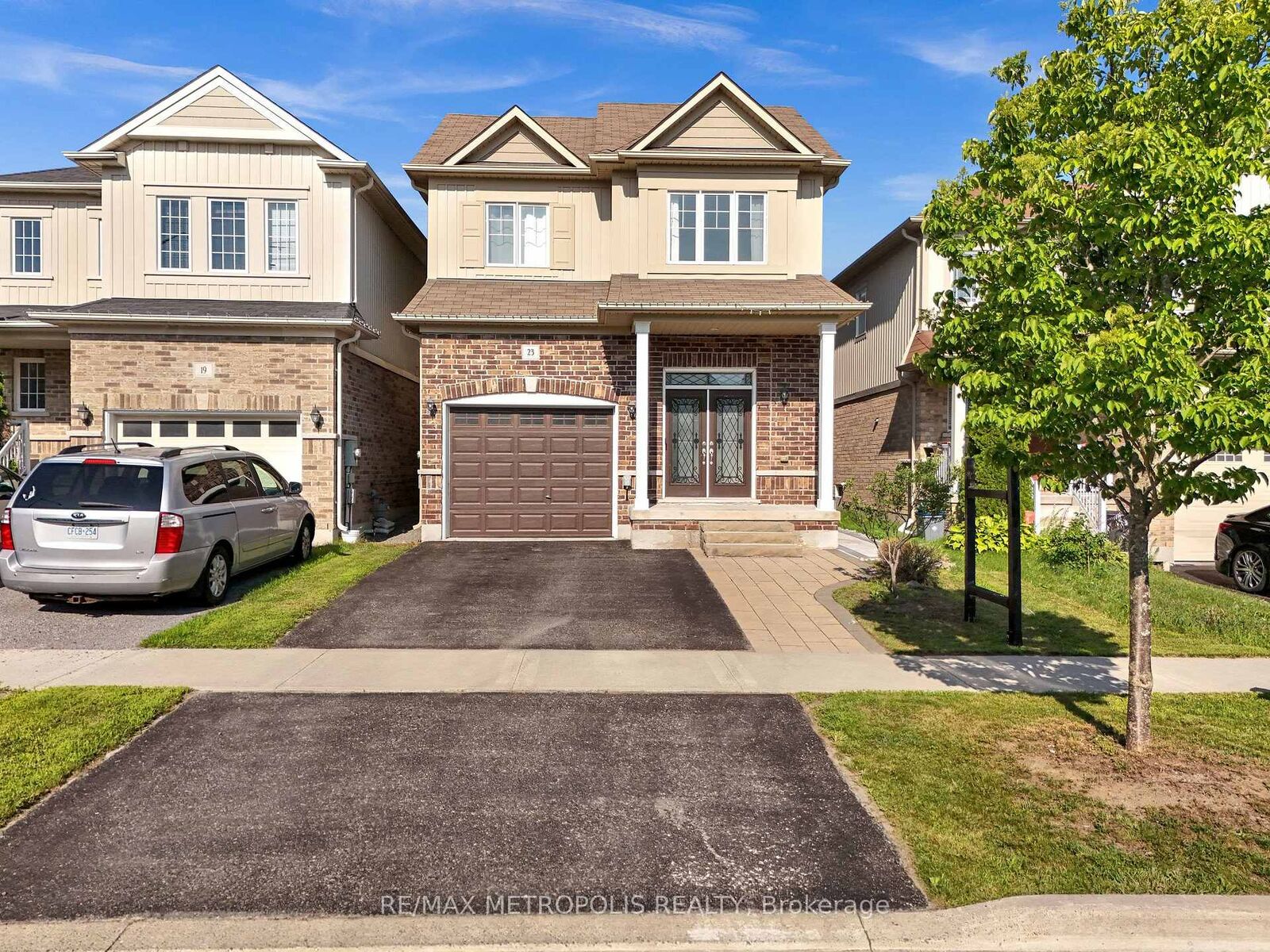 Property Photo: 23 Gordon Cowling Street ON L1E 0G7
