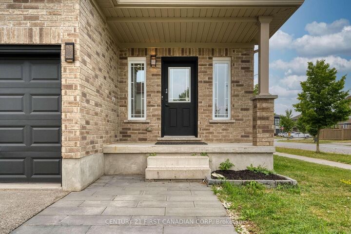 Property Photo: 2023 Jubilee Drive Upper Unit ON N6G 0H7
