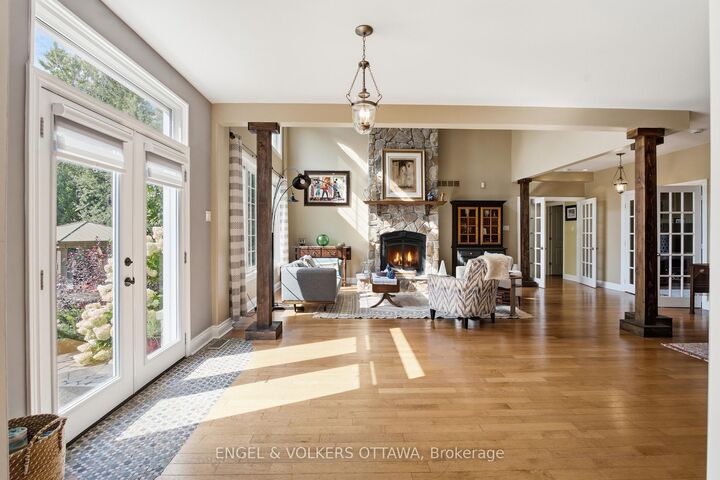 Property Photo: 6622 Blossom Trail Drive ON K4P 1R5