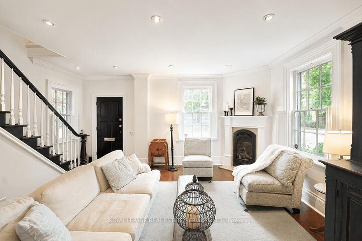 Property Photo:  124 Chisholm Street  ON L6K 3J2 