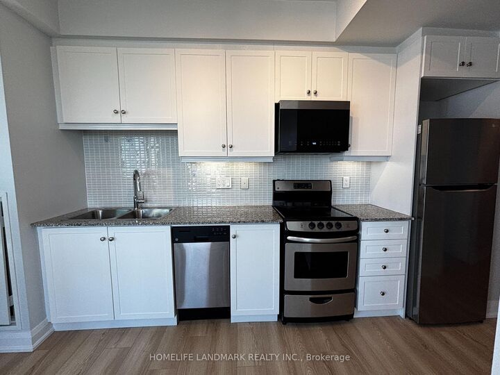Property Photo: 68 Canterbury Placeway 1809 ON M2N 0H8