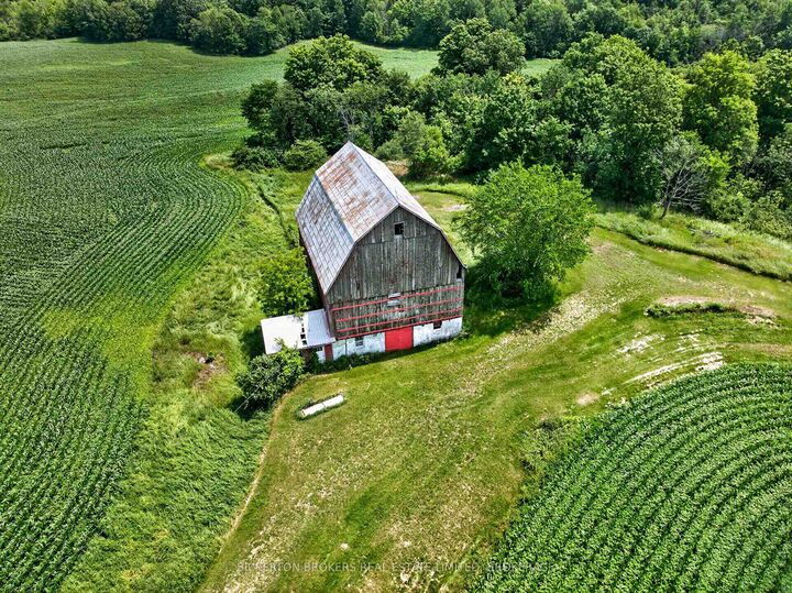 Property Photo: 1497 Sunbury Road ON K0H 1X0