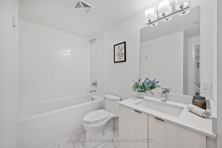 Property Photo: 859 The Queensway N/A 608 ON M8Z 1N8