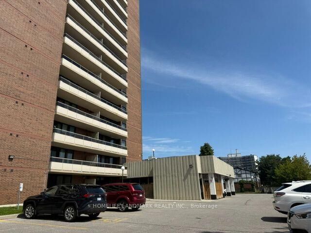 Property Photo: 15 Torrance Road 1811 ON M1J 3K2