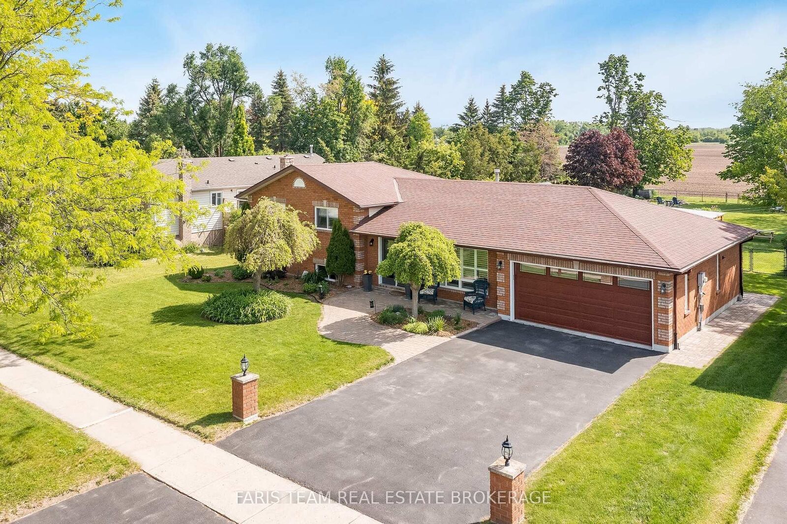 Property Photo: 2032 Chantler Street ON L9S 1B5
