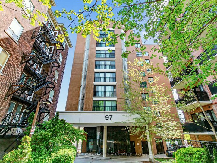 Property Photo: 97 Lawton Boulevard 502 ON M4V 1Z6