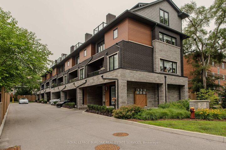 Property Photo: 2071 Ghent Avenue 3 ON L7R 1Y4