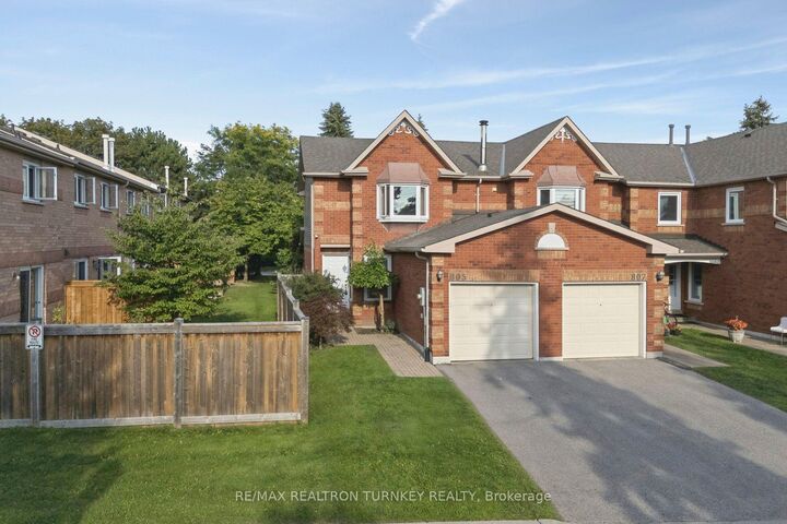 Property Photo: 805 Playter Crescent ON L3X 1W7
