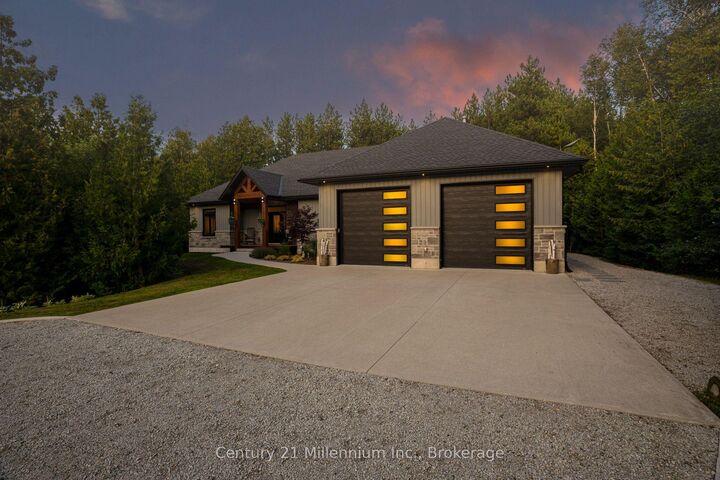 Property Photo: 17 Phillips Place ON N0H 2T0